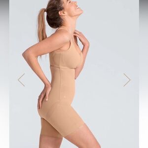 Honeylove SuperPower Short in Sand M NWT